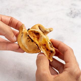 Empanadilla Queso Y Cebolla (1 Ud.)