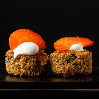 Hot Cream Cheese  8 Unidades