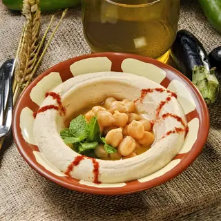 Sahin Hummus