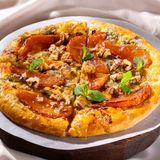 ხაჭაპური მსხლით და გორგონზოლათი