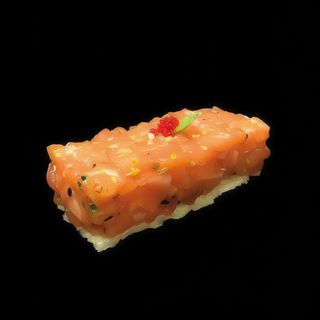 Tartare Saumon Épicé