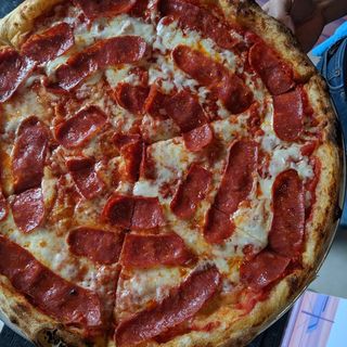 Pizza Cacciatora (Medium)