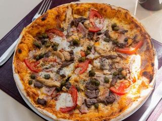 Піца фірмова Кватро ді Карне (4 м`яса)(30см)