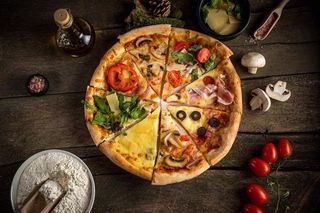 Pizza la alegere Ø32cm