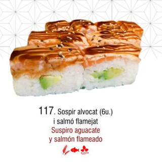 117. Aguacate salmón flameado y salsa anquila