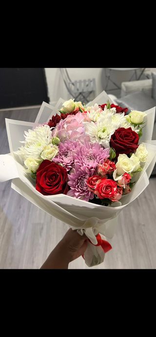 Adetore Bouquet