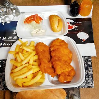 Meniu snitel + bautura gratis