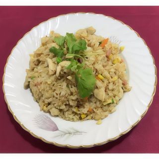 25. Fideo frito con pollo