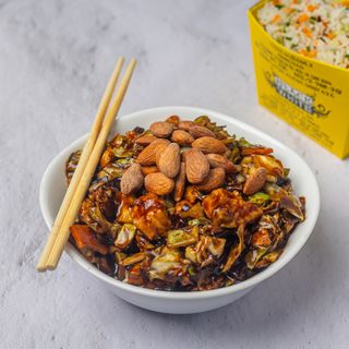 Piletina sa bademom i povrćem