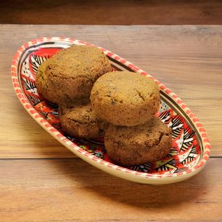 Piatto falafel con patate