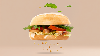 Kanapka z kurczakiem i rukolą