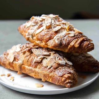 Almond croissant