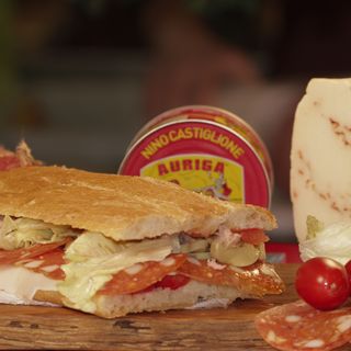 Contadino más  medio