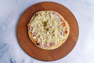 Vezuvio pizza 24 cm
