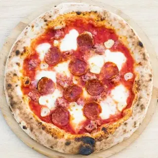Salsiccia e salamino normale