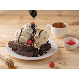 Death By Chocolate With Ice Cream