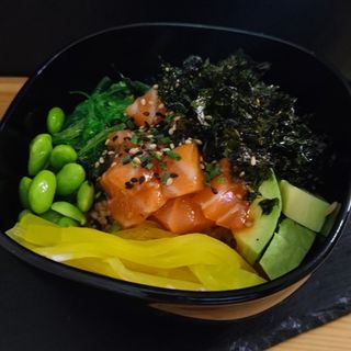 Poke De Salmón