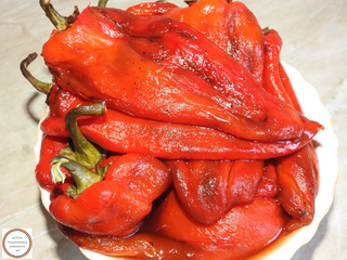 Salata de ardei copți