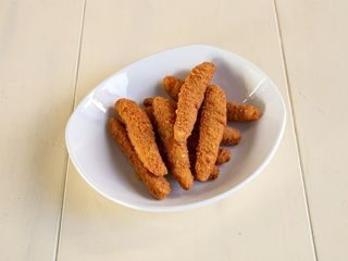 Chicken Fingers (1/2 Ración)
