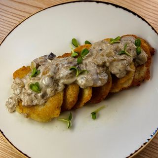 Деруни з грибною піджаркою, 350 г