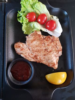 Филе от фермерско пиле (220g)