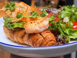 Croissant Recheado com Camarão