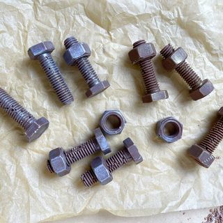 შოკოლადის ბოლტები 6007