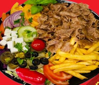 Kebab na talerzu duży