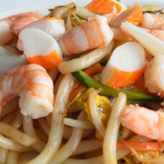 Udon con frutti di mare