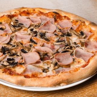 Prosciutto e funghi