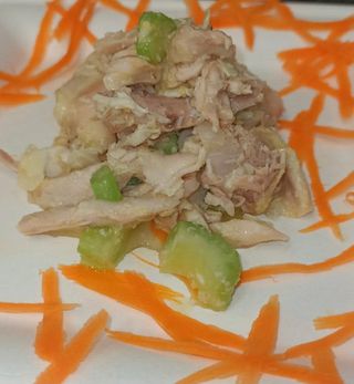 Insalata di pollo con verdure e parmigiano 300g