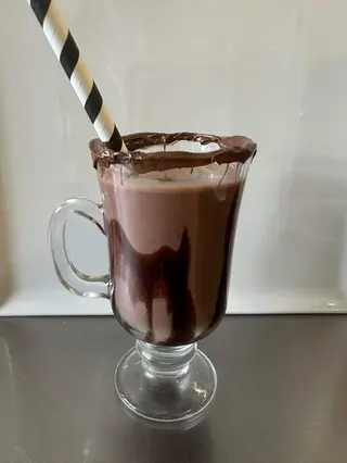 Shake czekoladowo-bananowy