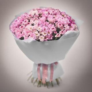 Букет WOIT з рожевої хризантеми першого сорту