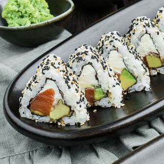 Roll de somon afumat