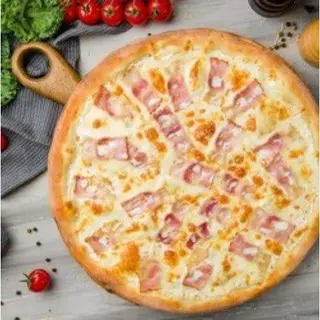 Pizza Carbonara De Huevo Y Queso Parmesano Grande (32 Cm.)