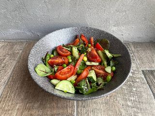 Салат з різної зелені (220g)