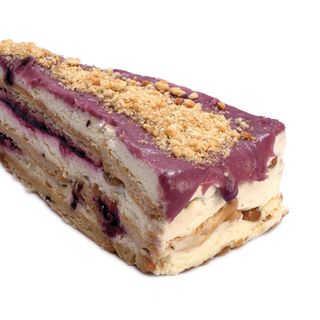 Felie tort Miso cu mascapone, afine si miso