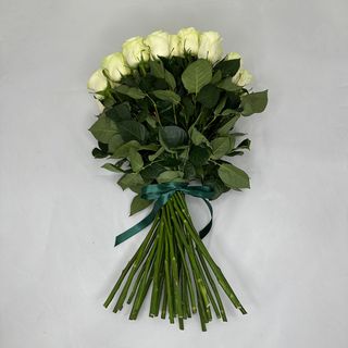 Buchet 33 trandafiri albi