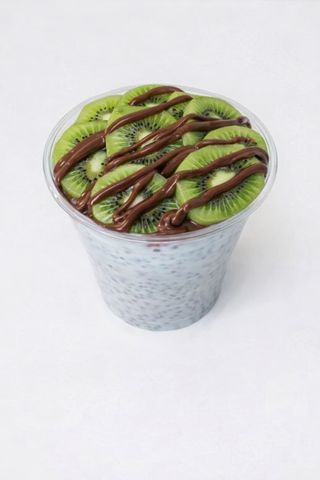Йогурт с чия, Нутела и киви (250г)