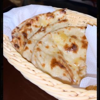 Cheese and Chilli Naan