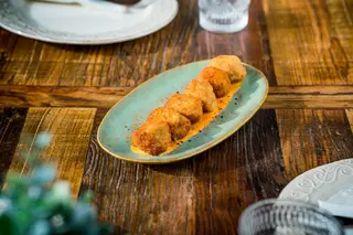 CROQUETAS CECINA/SALMOREJO