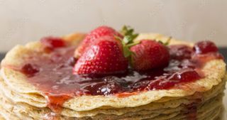 Палачинка със сладко от ягоди (220г)