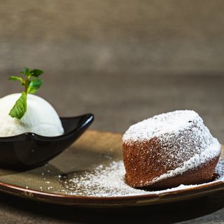 Шоколадово суфле със сладолед 180г