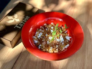 Банош з бринзою та беконом