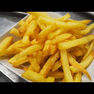 Patatas Fritas Caseras (Ración)