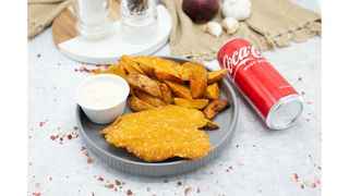 Chicken snitzel,Coca Cola