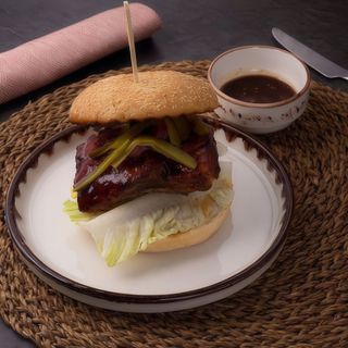 Combo De Hamburguesa BBQ Ribs