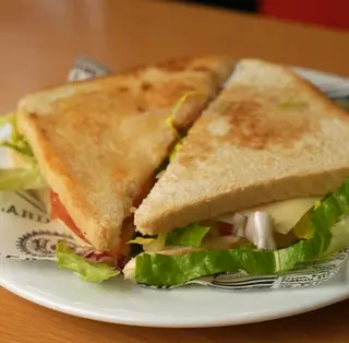 Sandwich mixto vegetal