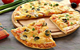 пицца "зония с курицей" (18 см.) / Mac Zonia (chicken)