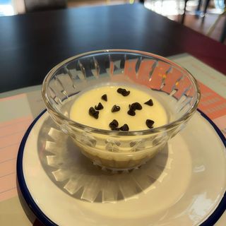 Panna cotta de chocolate blanco y negro